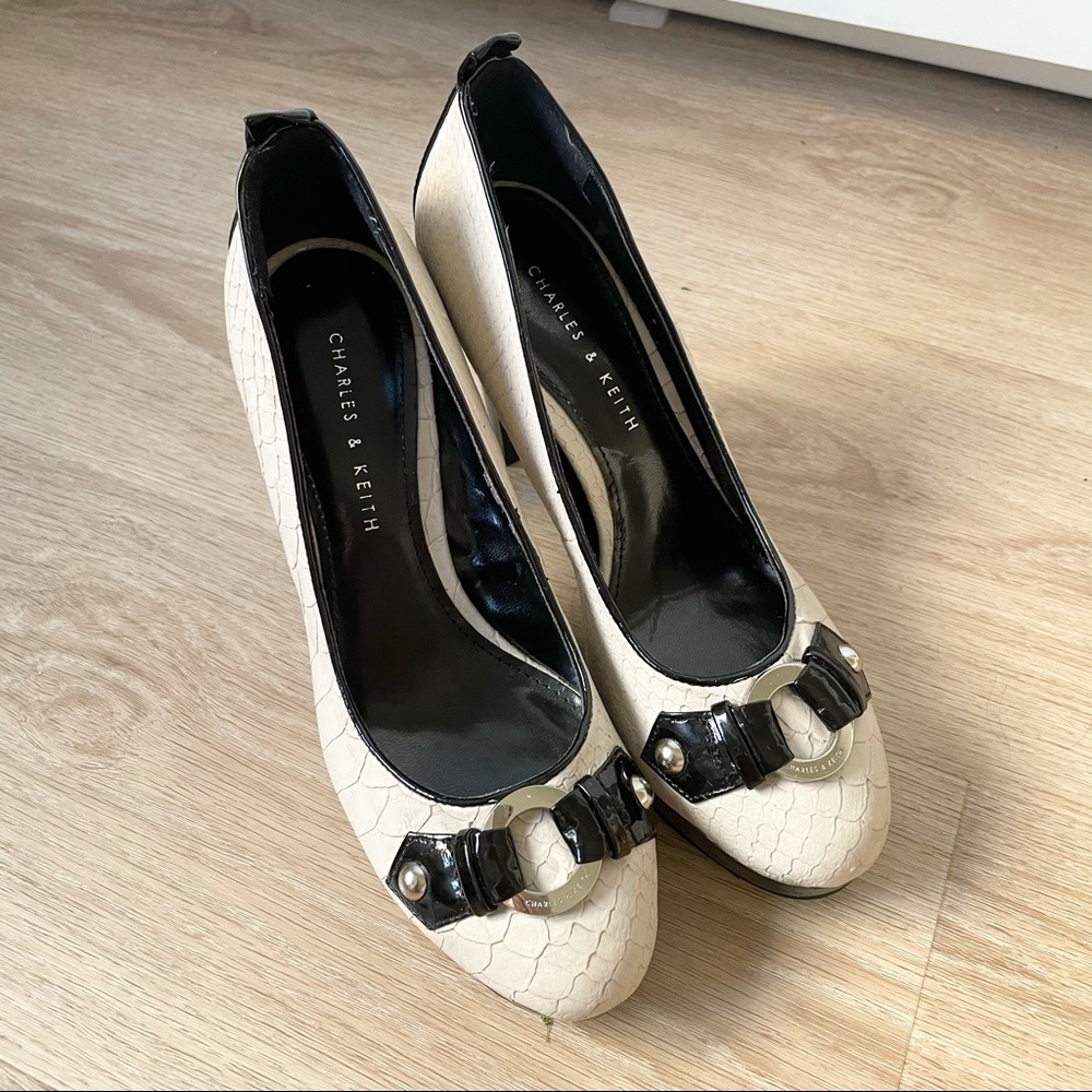 Buckle Decor Python Pattern Platform Heels - image 2